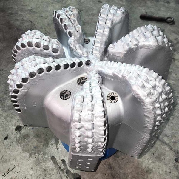 17-1-2 Inch Rock PDC Diamond Drill Bit for Oil Water Well Bore Drilling 8