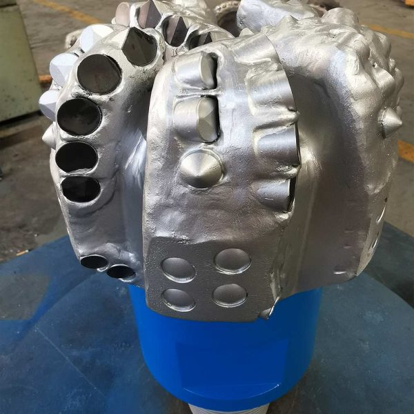 6.5 Inch 165mm API Oil Well Rock Drilling Tools of PDC Diamond Drill Bits 4
