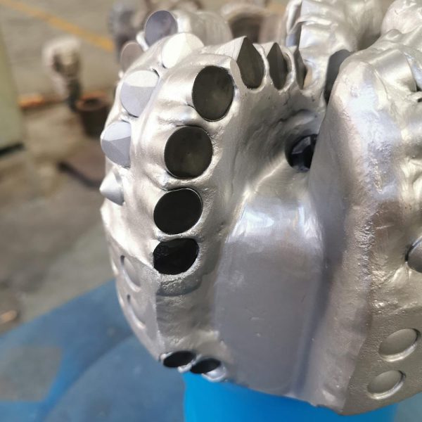6.5 Inch 165mm API Oil Well Rock Drilling Tools of PDC Diamond Drill Bits 5