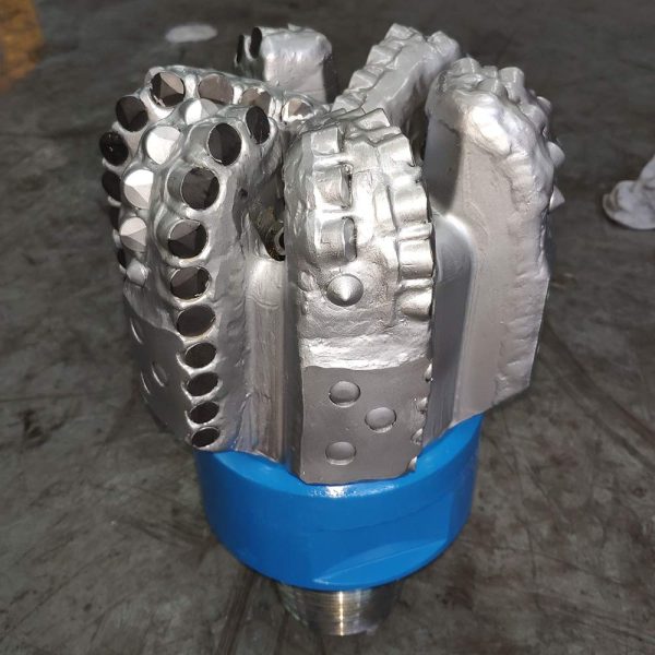 8-1-2 Inch Diameter Polycrystalline Diamond Drill Rig Bits for Oil Mining Well 4