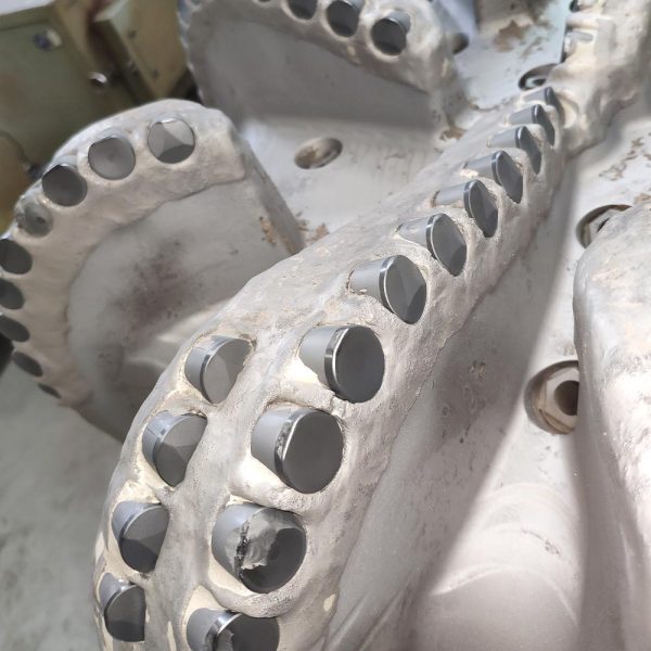 Customized Premium Diamond 8 Blade PDC Drill Bit for Oil Gas Well Drilling 6